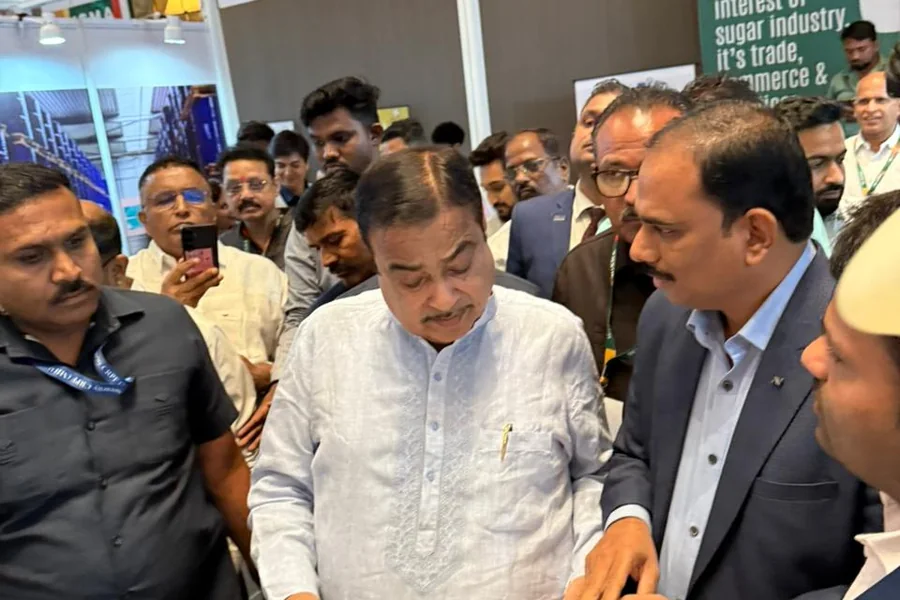 Industry dignitaries visiting the Bharat Bioenergy & Renewable booth on the trade show floor